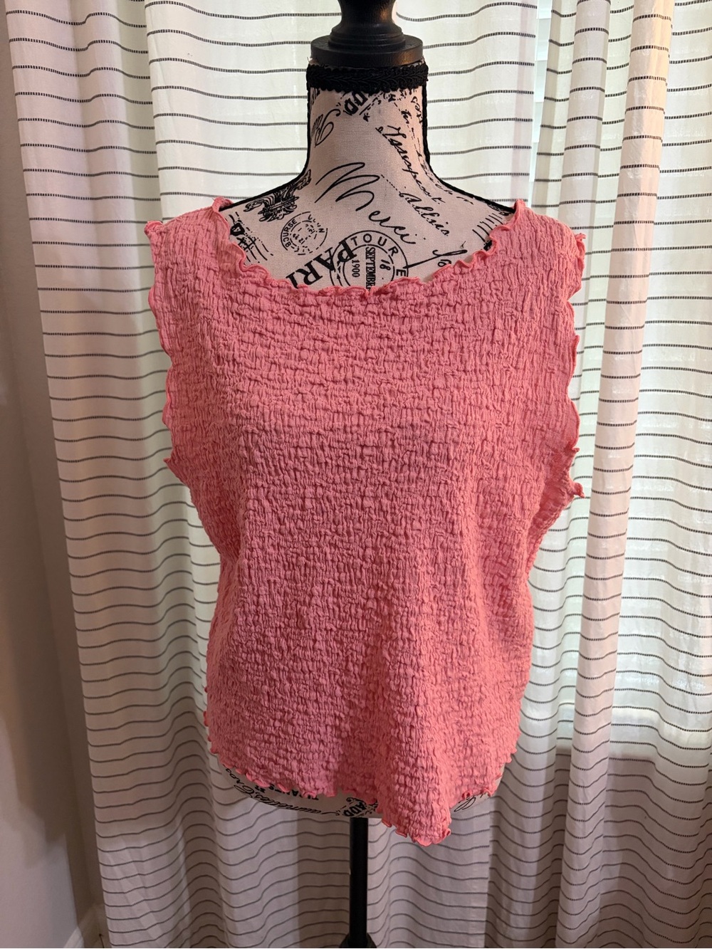 Old Navy Coral Smocked Sleeveless Top
